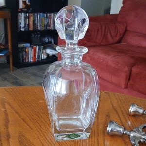 Shannon 24% Lead Crystal Designs Of Ireland Art Decanter with Stopper